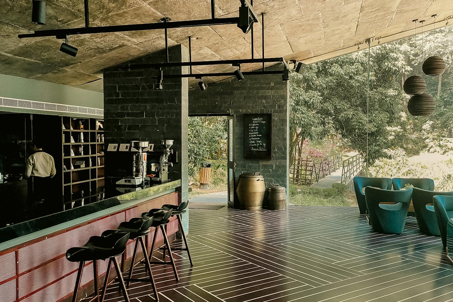 Cele mai bune scaune de bar: Ghid 2025 pentru a alege Cele mai bune scaune de bar