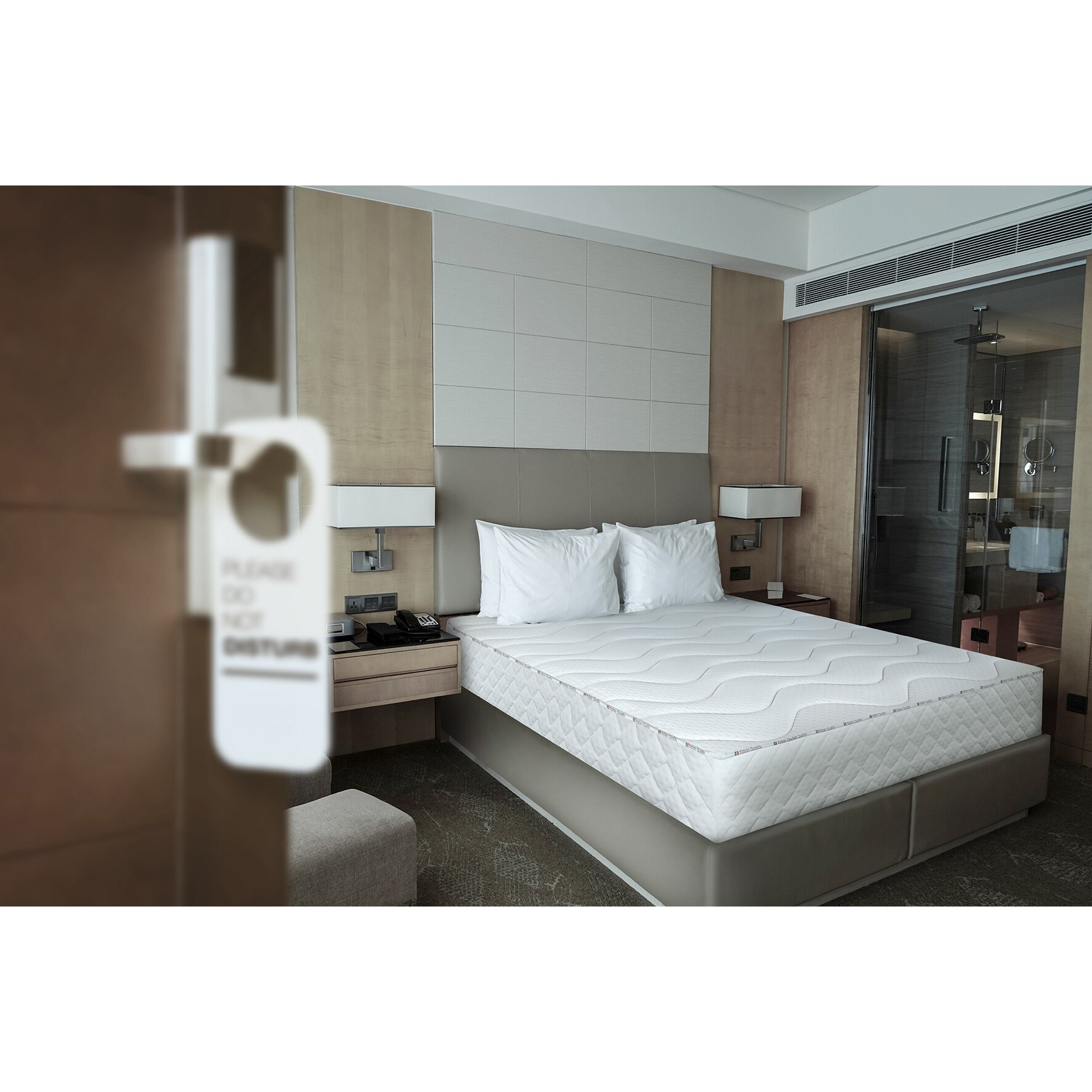 Green Future Hotel Line Pocket